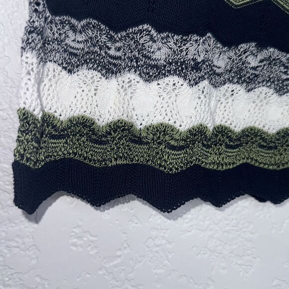 NWT Ramy Brook Katharine Wavy Knit Shorts Medium - Picture 4 of 13